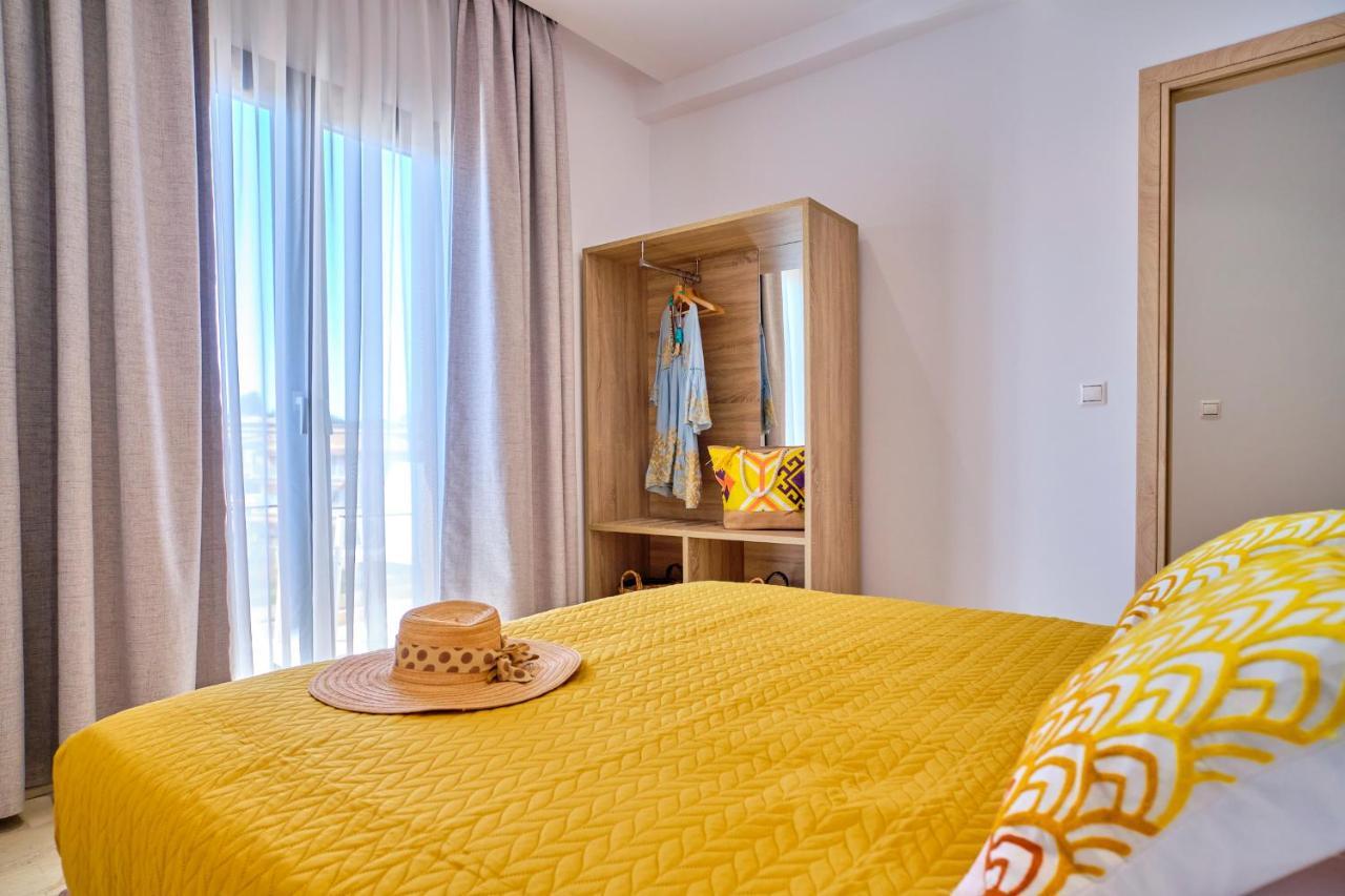 Sunflower Suites Gouvia Corfu Exterior photo